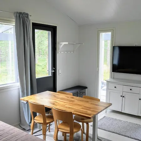 Cozy 4 Person On Quiet Residential Area Oulu