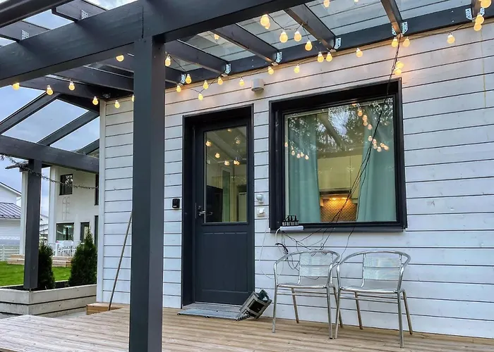 Cozy 4 Person On Quiet Residential Area Appartamento