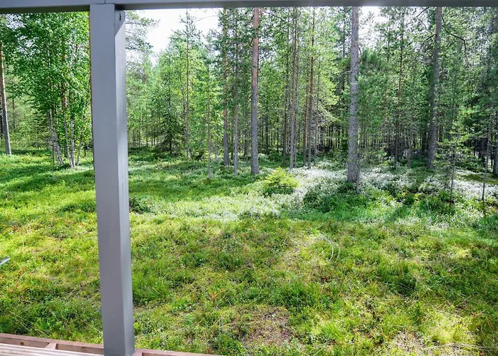 Cozy 4 Person On Quiet Residential Area Apartment *